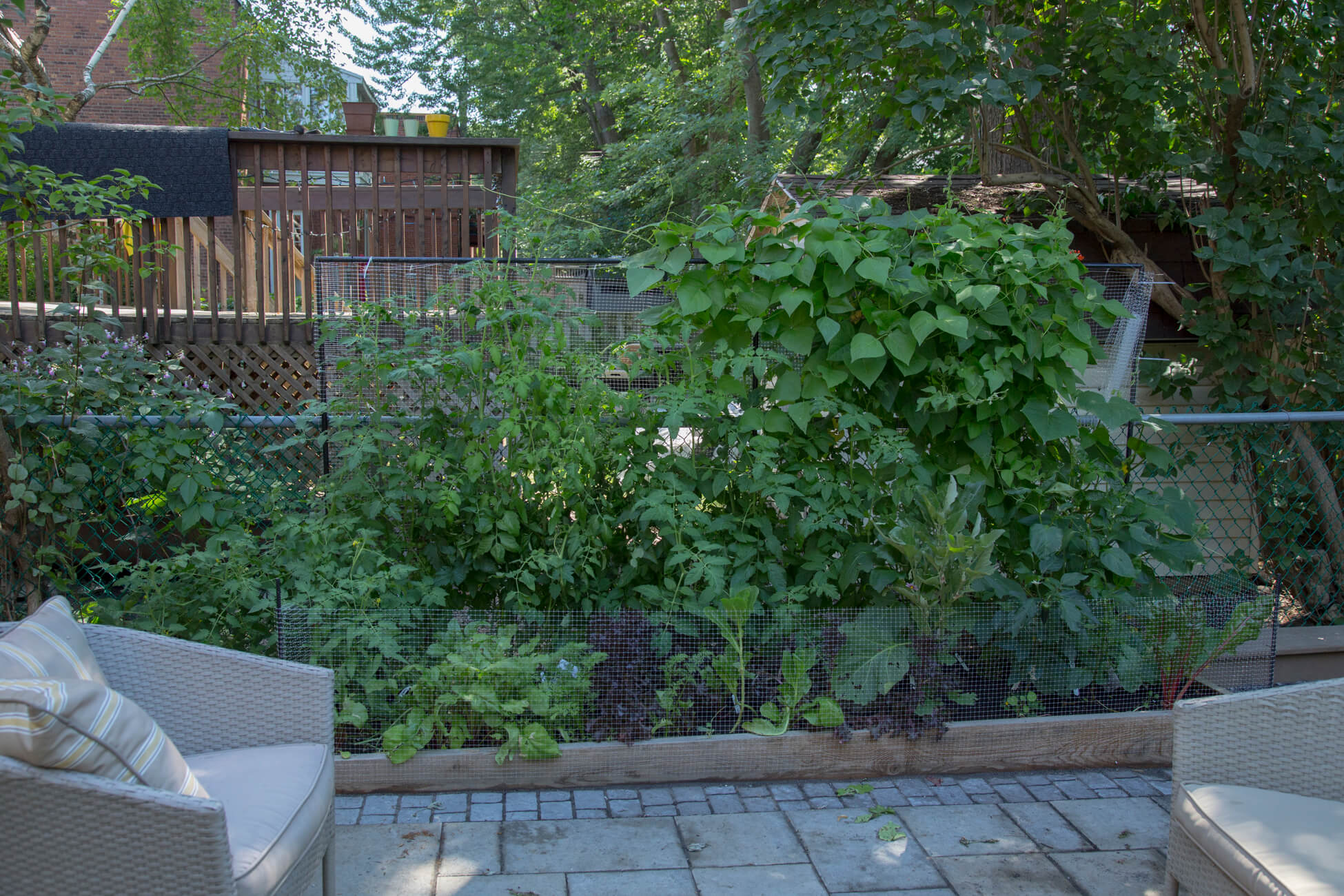 Gardening with the seasons