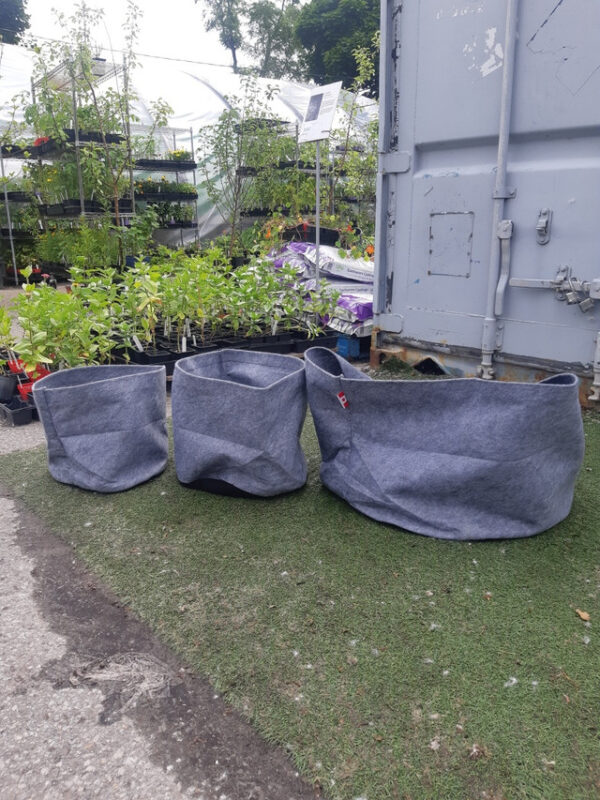 Grey root pro bag line up. 5, 10 and 30 gallon sizes displayed.